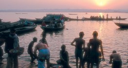 Sông Hằng là dòng sông linh thiêng của người Hindu