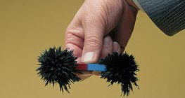 Bột sắt trên một thanh nam châm