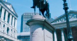 Trung tâm Luân Đôn, trung tâm tài chính và thương mại của đất nước