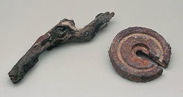 Gỗ mục nát và sắt gỉ