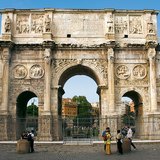 Arch của Hoàng đế Constantine ở Rome