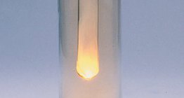 Phản ứng giữa natri và clo