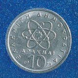 Nhà triết học Hy Lạp Democritus được miêu tả trên các đồng tiền Hy Lạp
