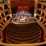 Nội thất nhà hát