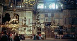 Nội thất của nhà thờ Hồi giáo Hagia Sophia ở Istanbul