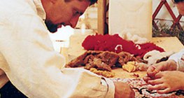 Feelmaking là một nghề thủ công truyền thống, vẫn được thực hiện bởi một số thợ thủ công ngày nay