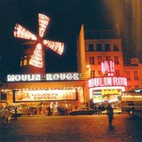 The Moulin Rouge, một trong những địa điểm âm nhạc nổi tiếng nhất của Paris