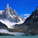 Ngọn núi ở Công viên Quốc gia Los Glaciares, Patagonia
