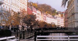 Karlovy Vary, thị trấn spa nổi tiếng