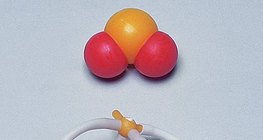 Mô hình lấp đầy không gian và thanh của phân tử lưu huỳnh điôxit