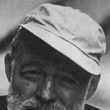 Ernest Hemingway (tác giả, nhà báo người Mỹ)