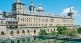El Escorial là nơi ở lịch sử của Quốc vương Tây Ban Nha