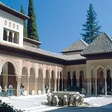 Sân sư tử ở Alhambra