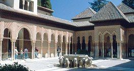 Sân sư tử ở Alhambra