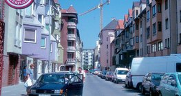 Khu phố đổi mới