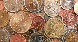 iền xu hiện đại được làm bằng hợp kim