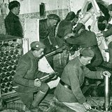 Cuộc chiến Phoney: Những người lính Pháp trong một pháo đài của Dòng Maginot