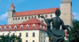 Lâu đài Bratislava