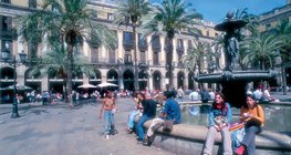 Quang cảnh đường phố Barcelona