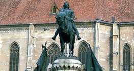 Tượng vua Matthias ở Cluj-Napoca