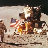 Một phi hành gia người Mỹ trên Mặt trăng (James B. Irwin, Apollo 15, 1971)