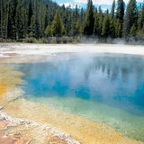 Suối nước nóng ở Công viên quốc gia Yellowstone