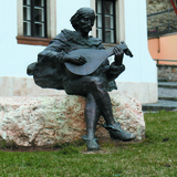 Tinódi Lantos Sebestyén szobra Egerben