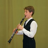 Giữ clarinet đúng cách