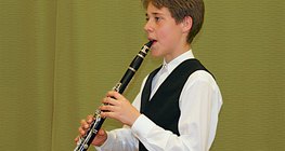 Giữ clarinet đúng cách