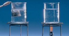 Mất năng lượng nhỏ hơn đối với lò sưởi ngâm so với ngọn lửa mở