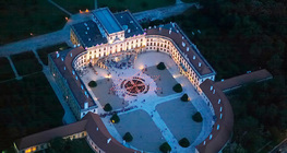 Lâu đài Esterházy, Fertőd, Hungary