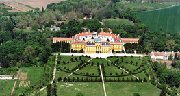 Lâu đài Esterházy, Fertőd, Hungary