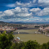 Budapest với sông Danube trong nền (Hungary)