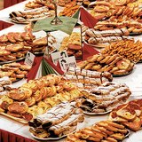 Bàn ăn tự chọn