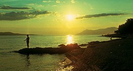 Hoàng hôn trên bãi biển