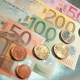 Tiền giấy và tiền Euro