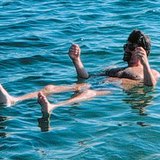 Bather ở Biển Chết