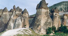 Ống khói cổ tích ở Cappadocia