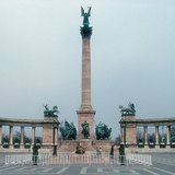 Gyorgy Zala: Đài tưởng niệm thiên niên kỷ (Budapest, 1896-1929)