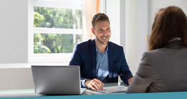 Cuộc phỏng vấn xin việc thường diễn ra như thế nào?