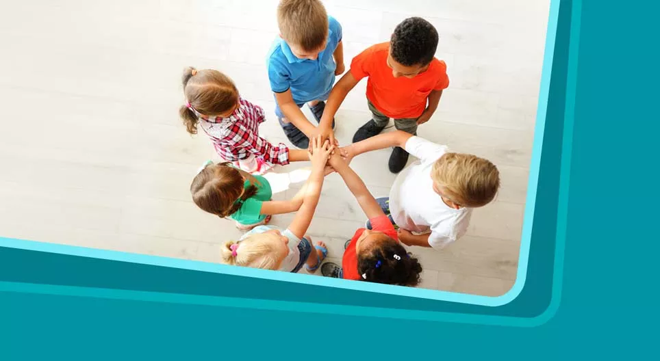 Hãy thể hiện rằng các bạn có thể làm việc cùng nhau