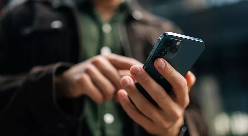 Những kỳ quan điện từ: Vật lý đằng sau điện thoại di động