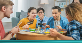 Hỗn loạn hay tự do?