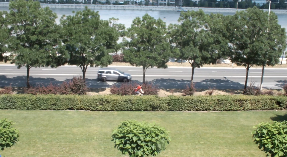 Chuyển động đều của xe đạp trên một đường thẳng