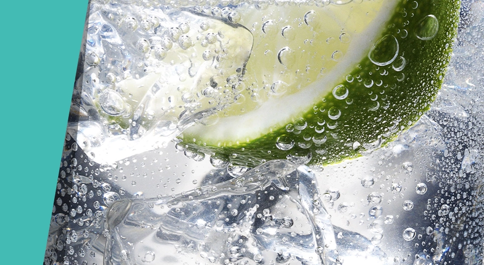 Nước phát sáng trong bóng tối