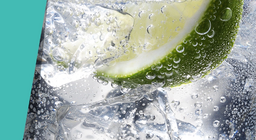 Nước phát sáng trong bóng tối