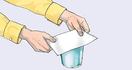 Nước vẫn còn trong cốc
